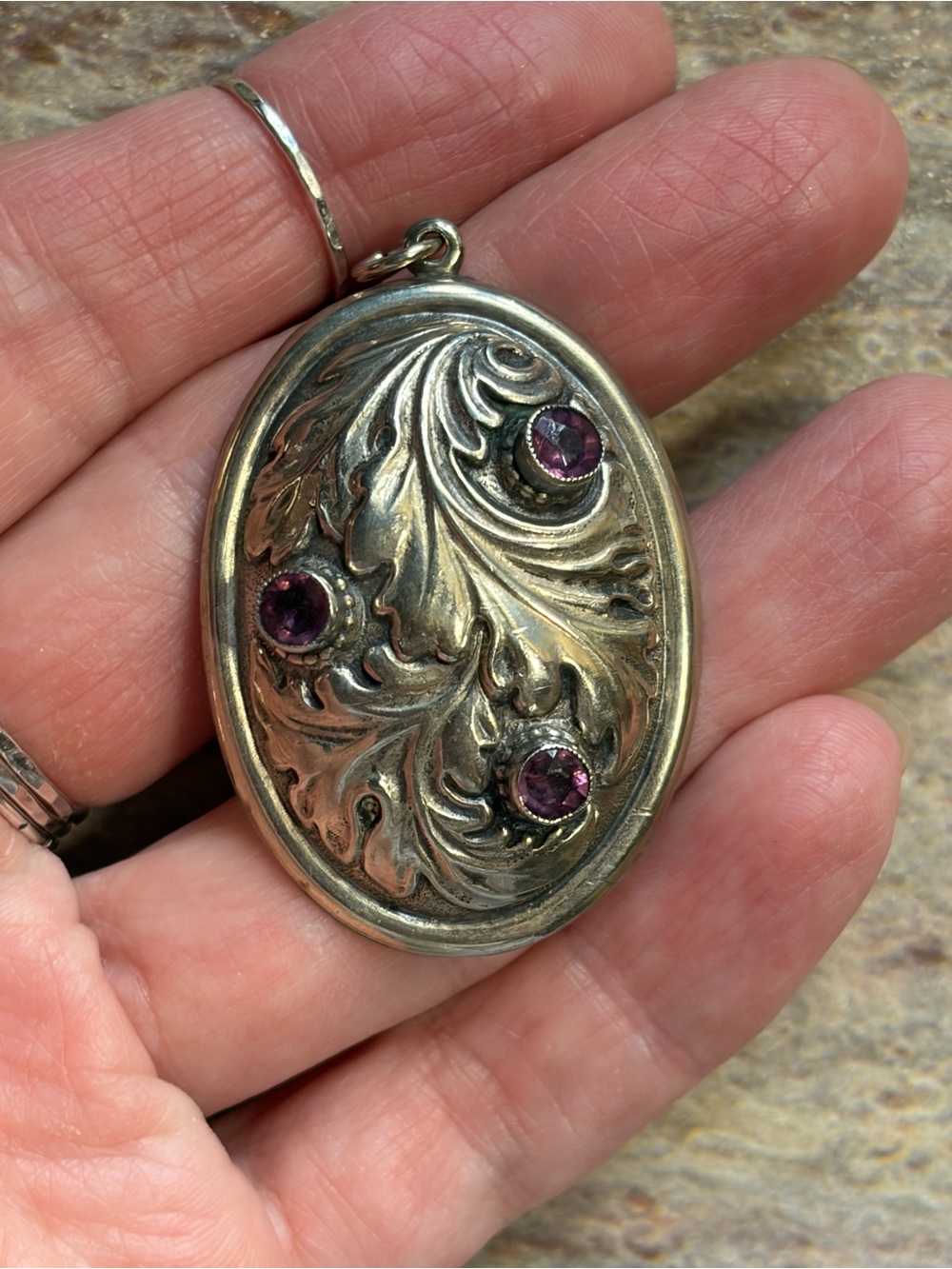 Art Nouveau Antique Leaf Foliage With Purple Paste Stones Large Oval Pendant - Picture 1 of 13